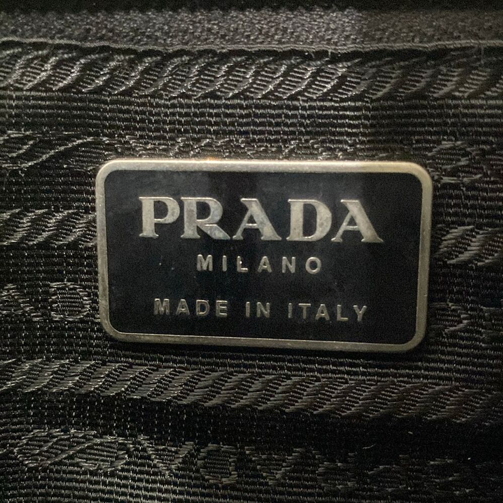 Prada Tote Bag Patent Leather Plastic - Picture 8 of 9